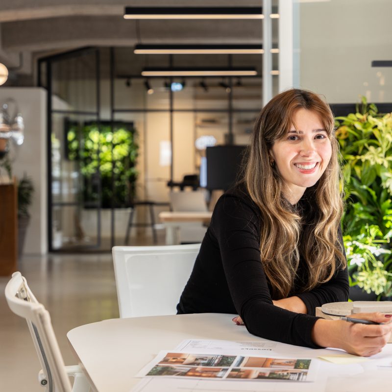 Werken aan gezonde werkplekken - interview met Gabriela Lima