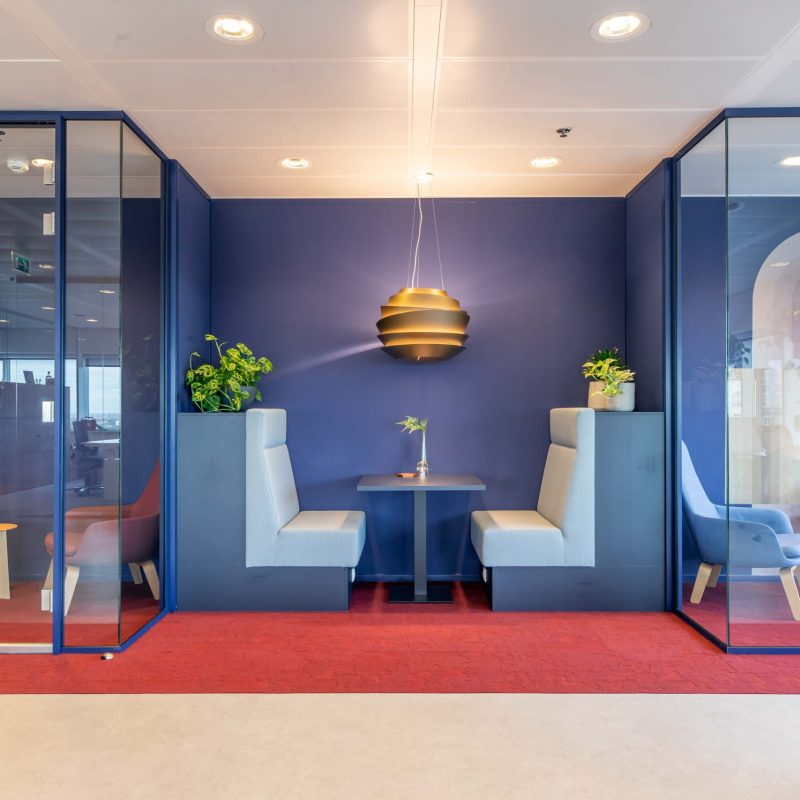 Welke kleuren passen bij jouw kantoorinrichting? Een praktische kleurengids